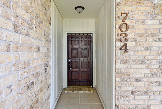 7034 River Bluff Drive, Houston, TX 77085