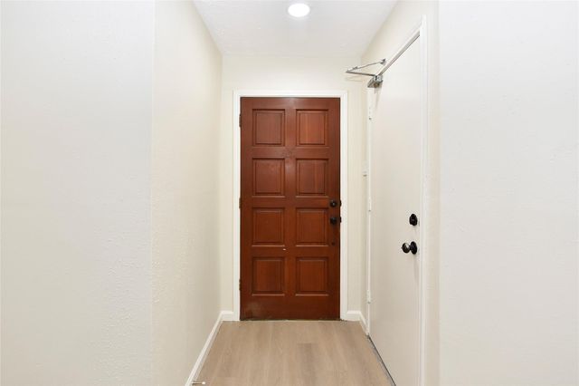 7034 River Bluff Drive, Houston, TX 77085