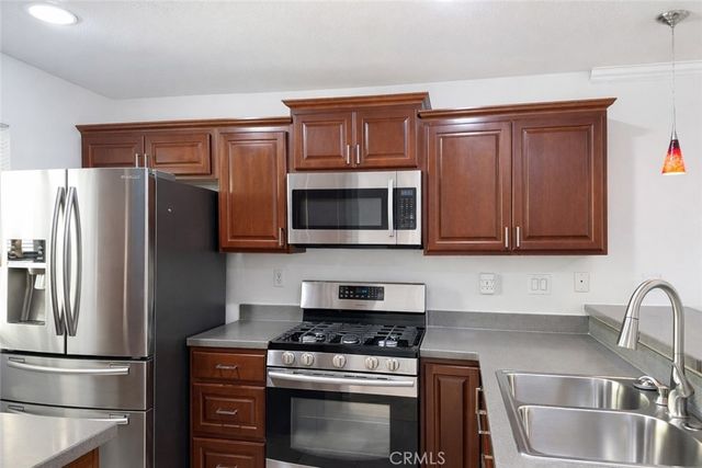 12750 Centralia Street 36, Lakewood, CA 90715