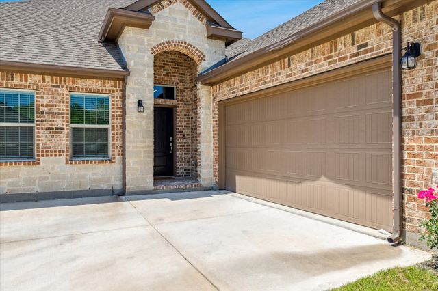 3664 Walnut Ridge Drive, Grand Prairie, TX 76065