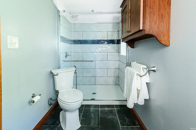 802 W Country Club, Bloomington, IN 47403