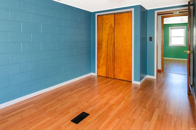 802 W Country Club, Bloomington, IN 47403