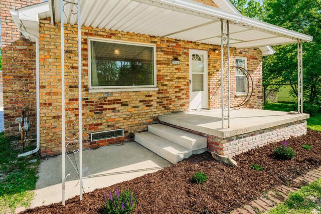 802 W Country Club, Bloomington, IN 47403