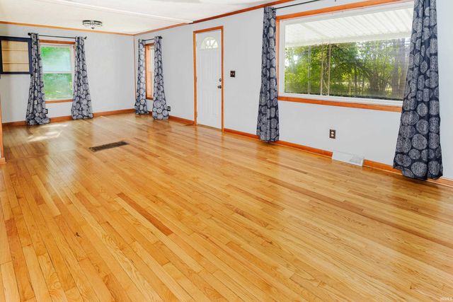 802 W Country Club, Bloomington, IN 47403