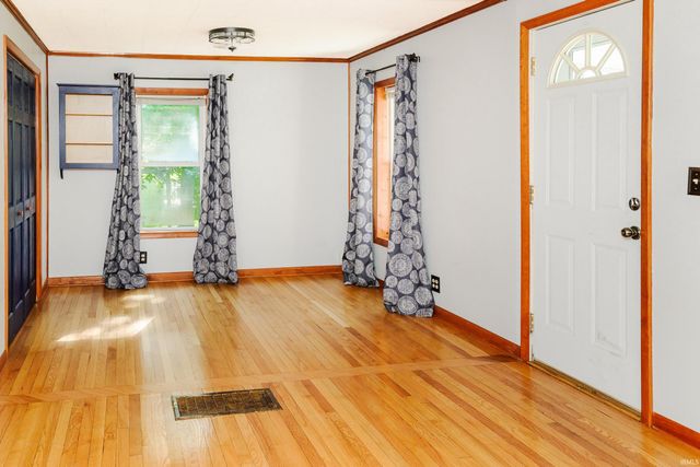 802 W Country Club, Bloomington, IN 47403