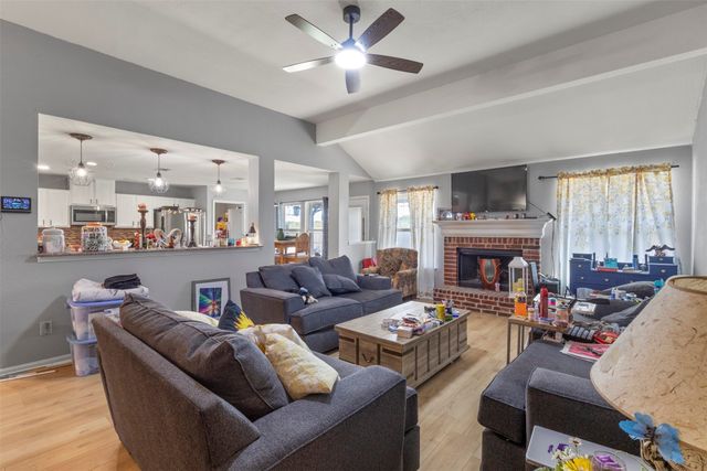 5215 Ganzer Road W, Krum, TX 76249