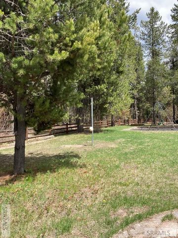 4373 Hannah's Crossing, Ashton, ID 83420