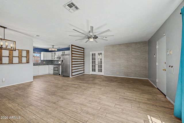 4238 N 10th Place, Phoenix, AZ 85014