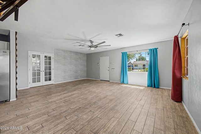 4238 N 10th Place, Phoenix, AZ 85014