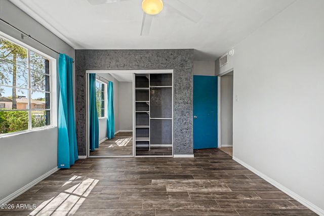 4238 N 10th Place, Phoenix, AZ 85014