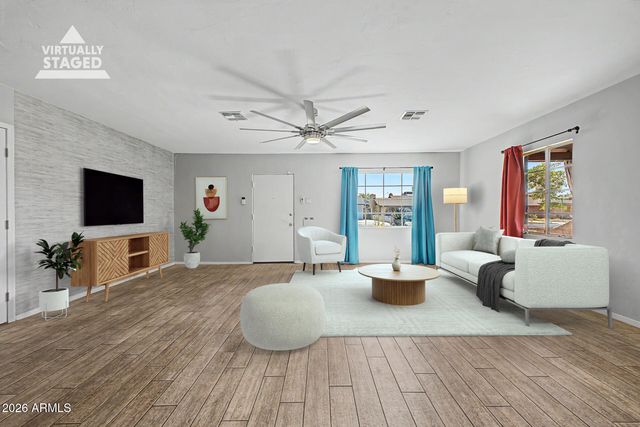 4238 N 10th Place, Phoenix, AZ 85014