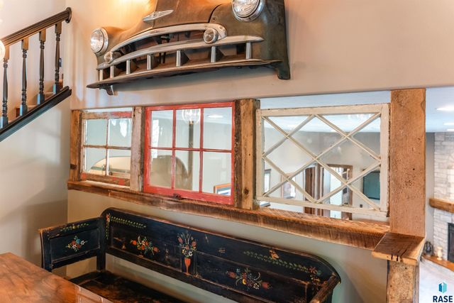 47908 Oak Ridge Pl Place, Harrisburg, SD 57032