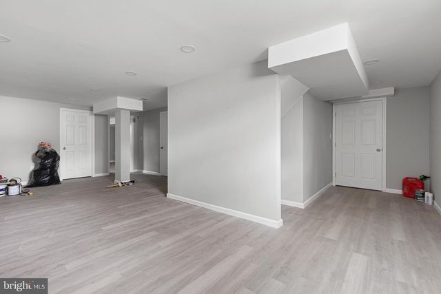 136-A STATE LINE RD, Wilmington, DE 19803