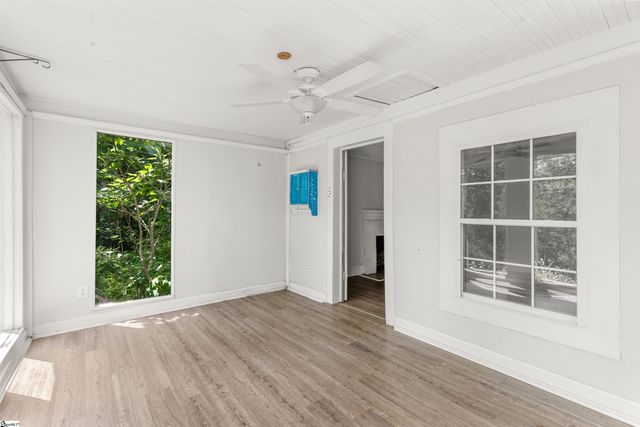 262 Rutledge Lake Road, Greenville, SC 29617