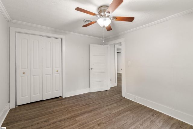 262 Rutledge Lake Road, Greenville, SC 29617