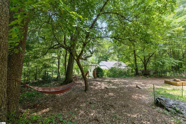 262 Rutledge Lake Road, Greenville, SC 29617
