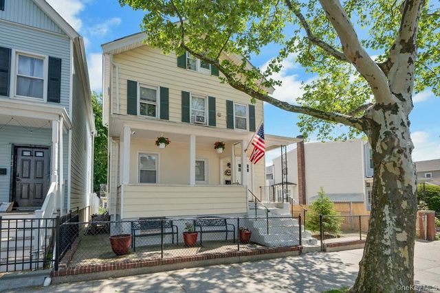 144 Beekman Avenue, Sleepy Hollow, NY 10591