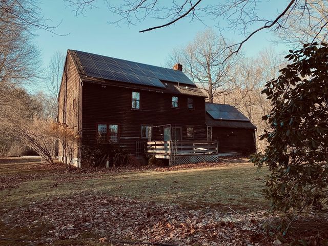 19 Bens Way, Hopedale, MA 01747