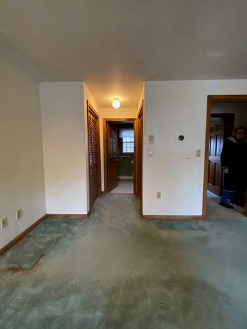 19 Bens Way, Hopedale, MA 01747