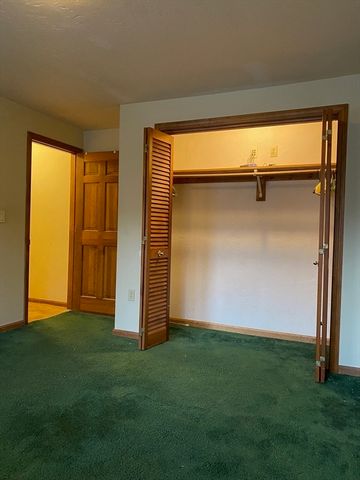 19 Bens Way, Hopedale, MA 01747