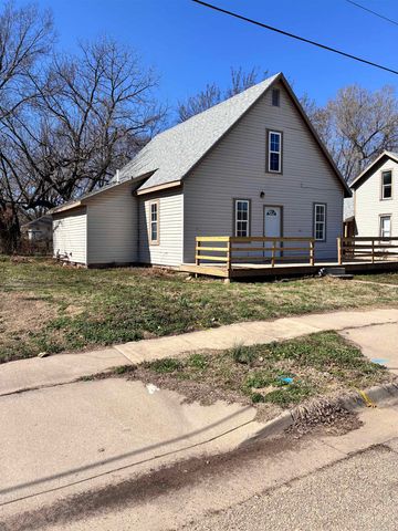 817 N gordy, El Dorado, KS 67042