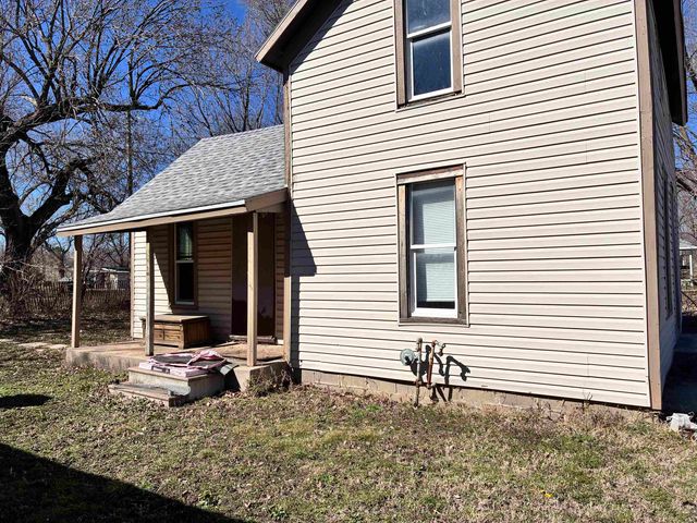 817 N gordy, El Dorado, KS 67042