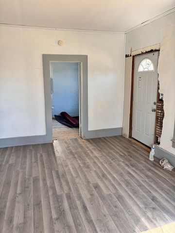 817 N gordy, El Dorado, KS 67042