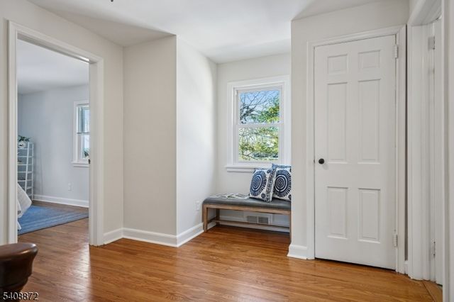 11 Overlook Ter, Maplewood Twp., NJ 07040