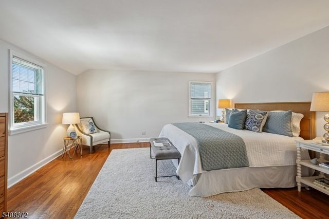 11 Overlook Ter, Maplewood Twp., NJ 07040