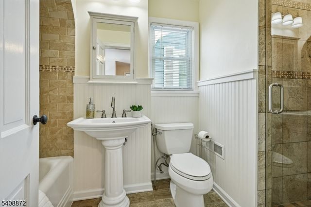 11 Overlook Ter, Maplewood Twp., NJ 07040