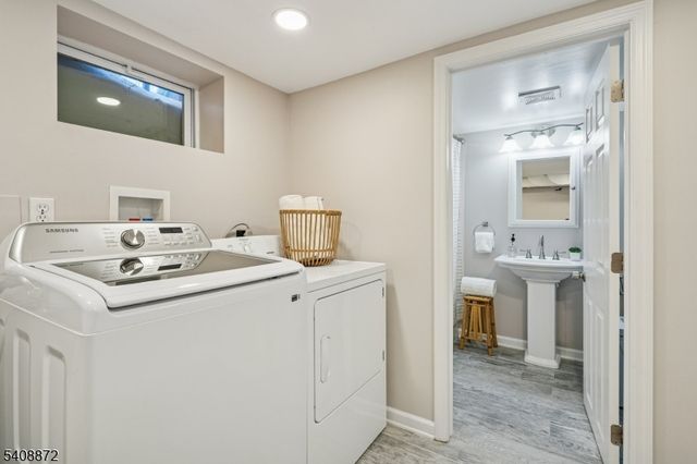 11 Overlook Ter, Maplewood Twp., NJ 07040