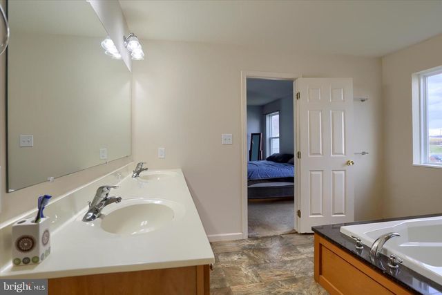 158 MCINTOSH LN, Aspers, PA 17304