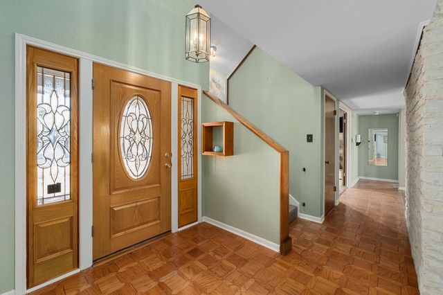 10400 La Costa DR, Austin, TX 78747