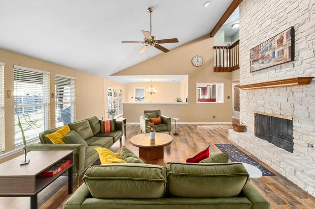 10400 La Costa DR, Austin, TX 78747