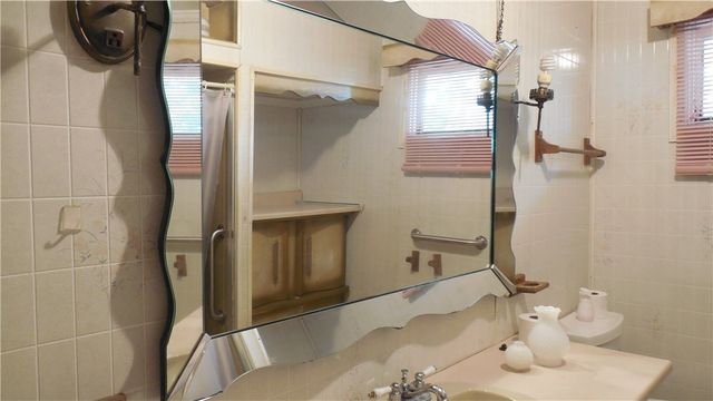 1555 OLD PRINCETON ROAD, Shenango Twp, PA 16101