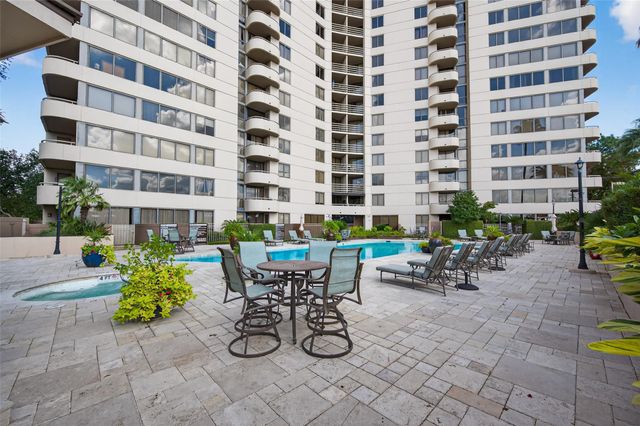 3525 Sage Road 1402, Houston, TX 77056