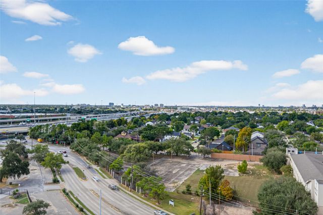 3525 Sage Road 1402, Houston, TX 77056