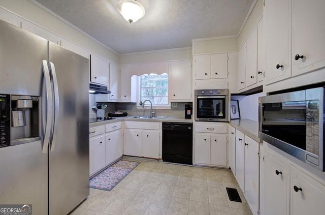 24 Spring Street, Cartersville, GA 30120