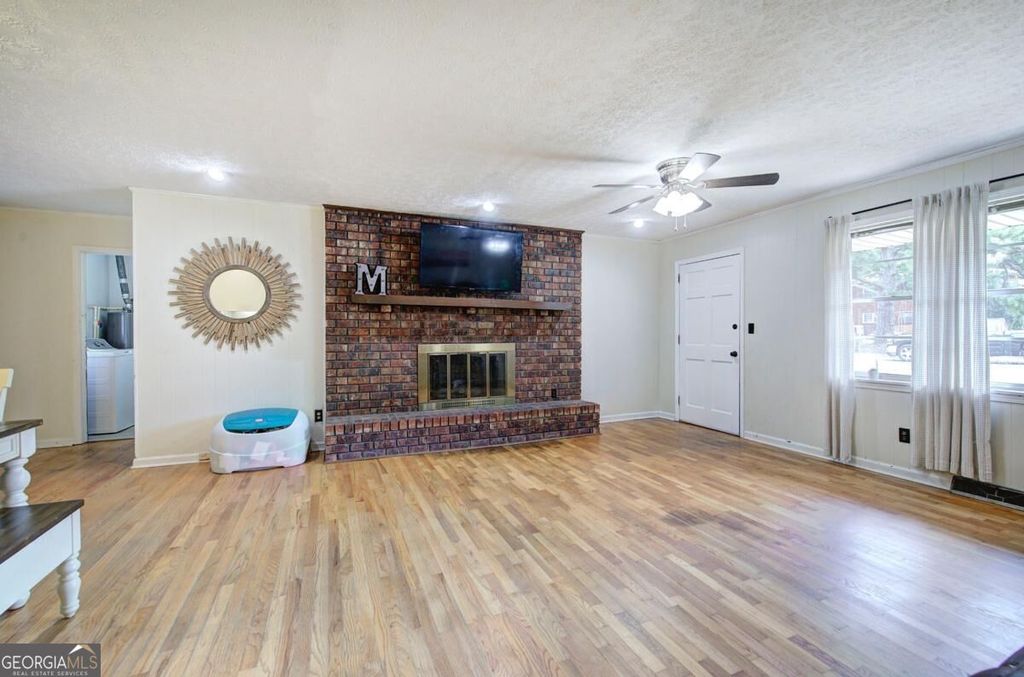 24 Spring Street, Cartersville, GA 30120 — photo 3