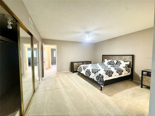 2402 ECUADORIAN WAY 40, Clearwater, FL 33763