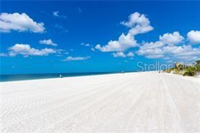 2402 ECUADORIAN WAY 40, Clearwater, FL 33763