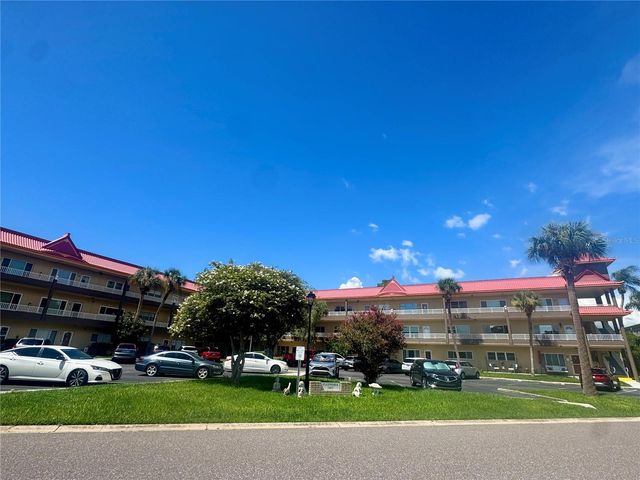 2402 ECUADORIAN WAY 40, Clearwater, FL 33763