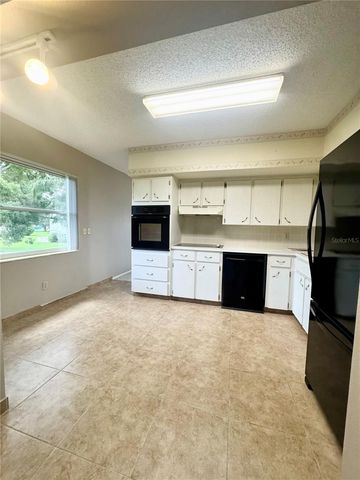 2402 ECUADORIAN WAY 40, Clearwater, FL 33763
