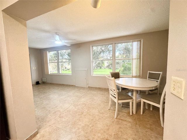 2402 ECUADORIAN WAY 40, Clearwater, FL 33763