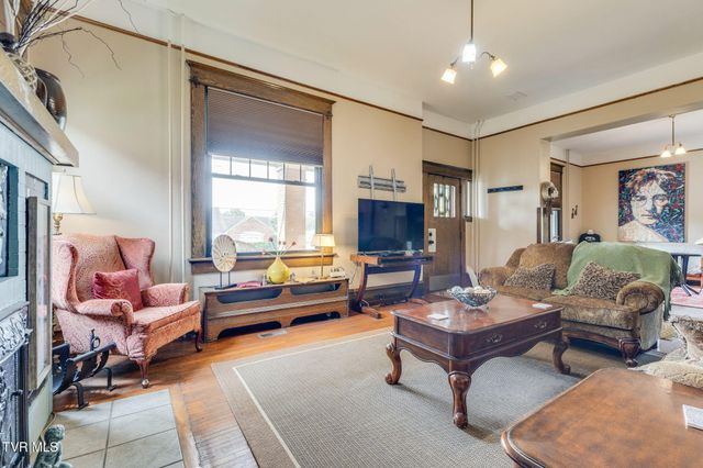 416 Lee Street, Bristol, VA 24201