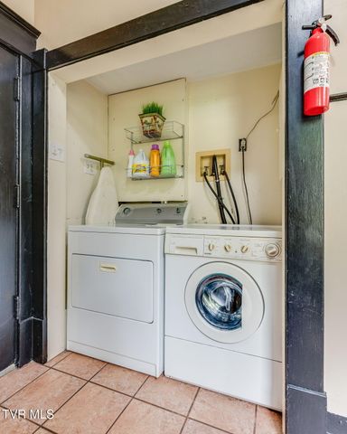 416 Lee Street, Bristol, VA 24201
