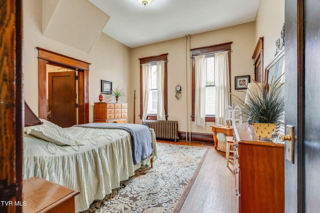 416 Lee Street, Bristol, VA 24201