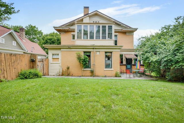 416 Lee Street, Bristol, VA 24201