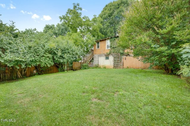 416 Lee Street, Bristol, VA 24201