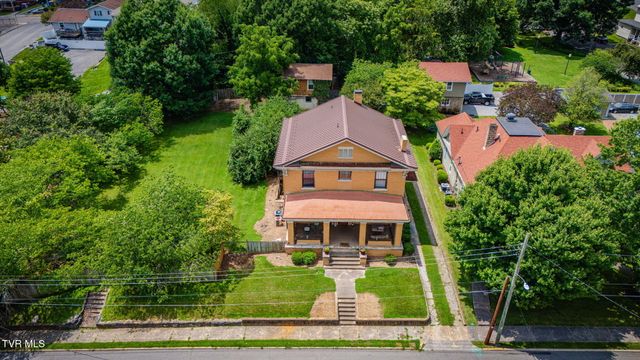 416 Lee Street, Bristol, VA 24201